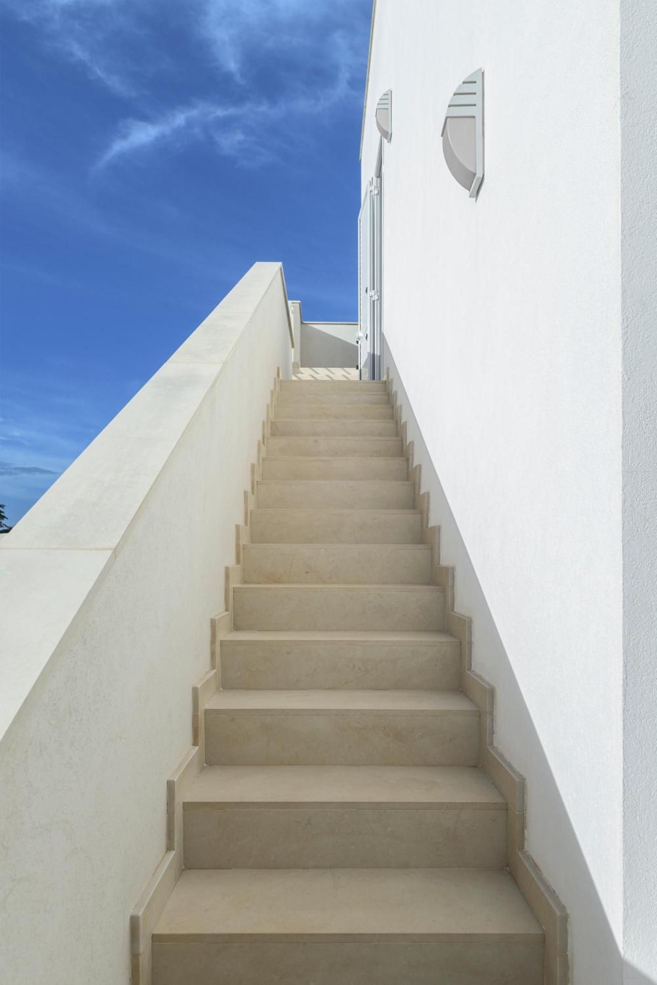 DolceVitaSuites - Modern 3 Bdr Villa in S. Lorenzo Reitani Exterior foto