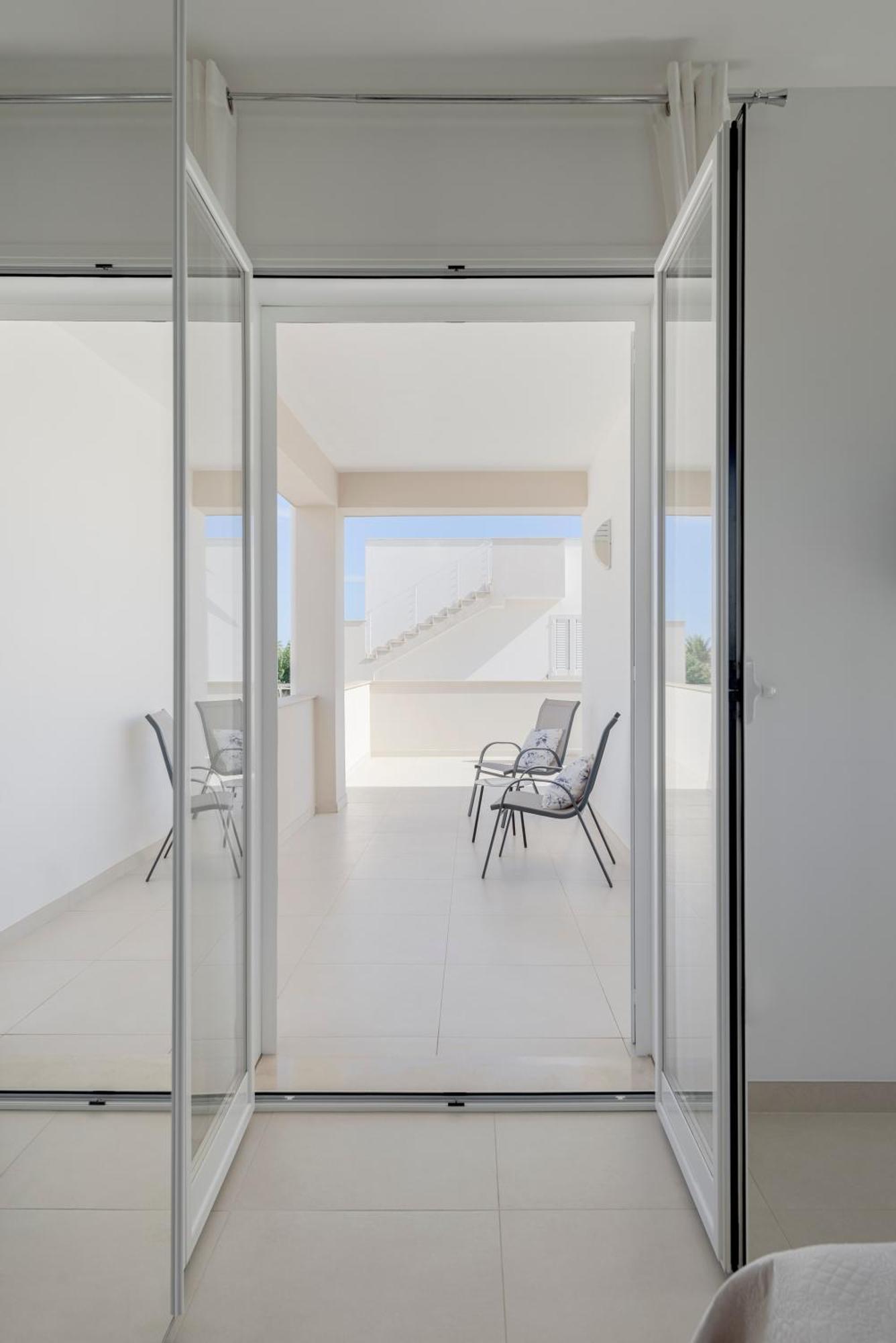 DolceVitaSuites - Modern 3 Bdr Villa in S. Lorenzo Reitani Exterior foto